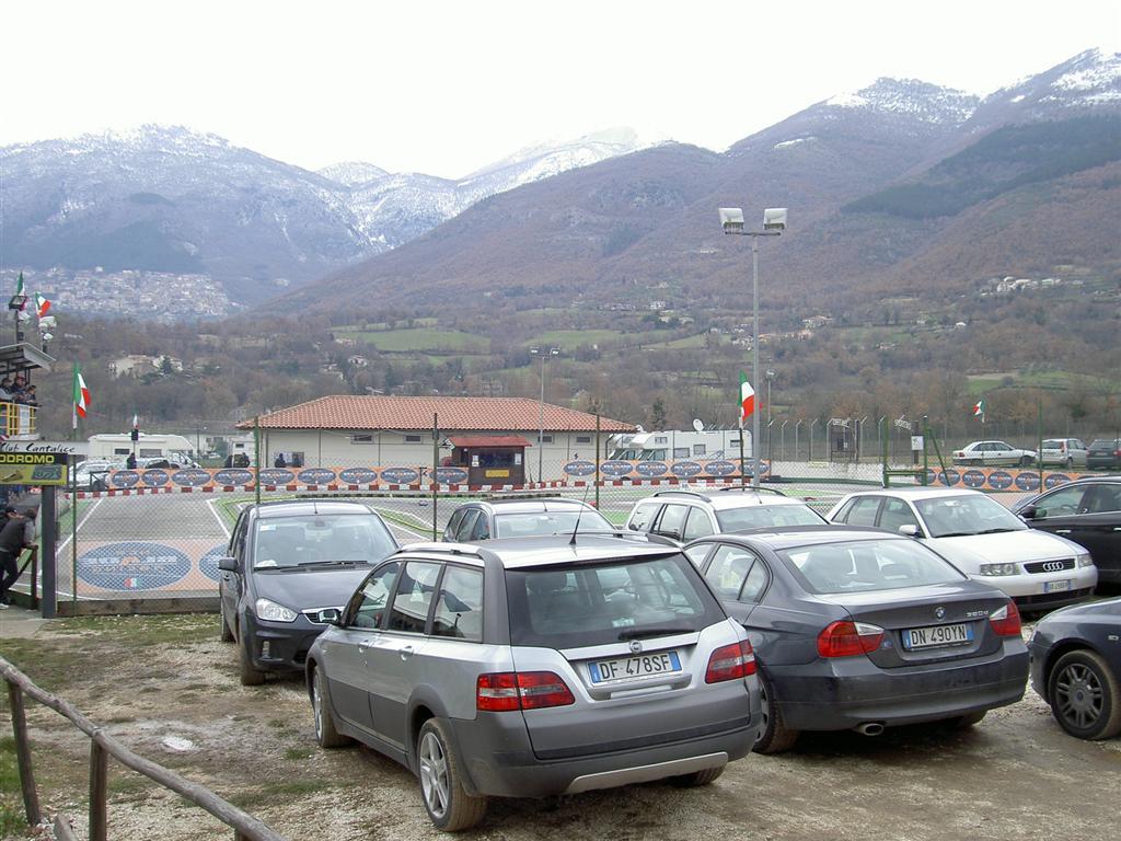 010.jpg